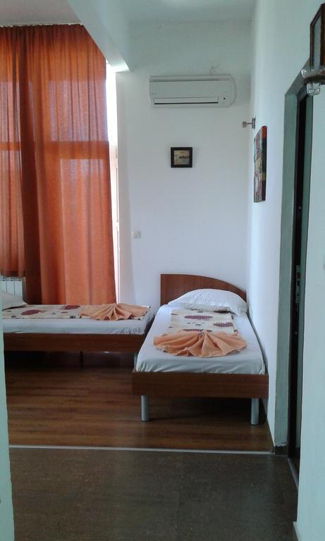 Zora Guest House 普里莫尔斯科 客房 照片